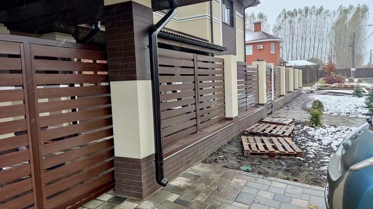 Забор-ранчо из металлопланкена 26м Мореный Дуб Printech фото 2 в Екатеринбурге