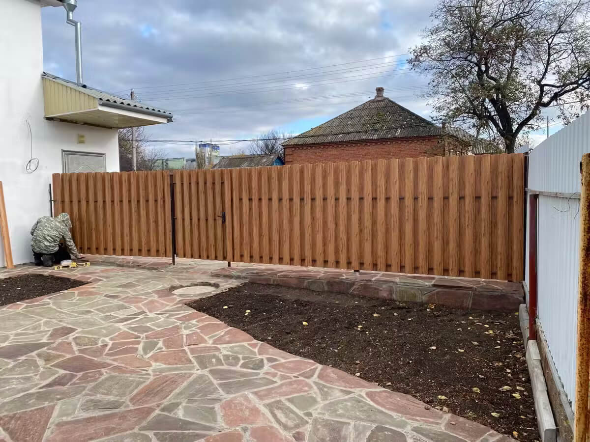Забор из евроштакетника 7м Кипарис 2хPrintech двусторонний в Екатеринбурге