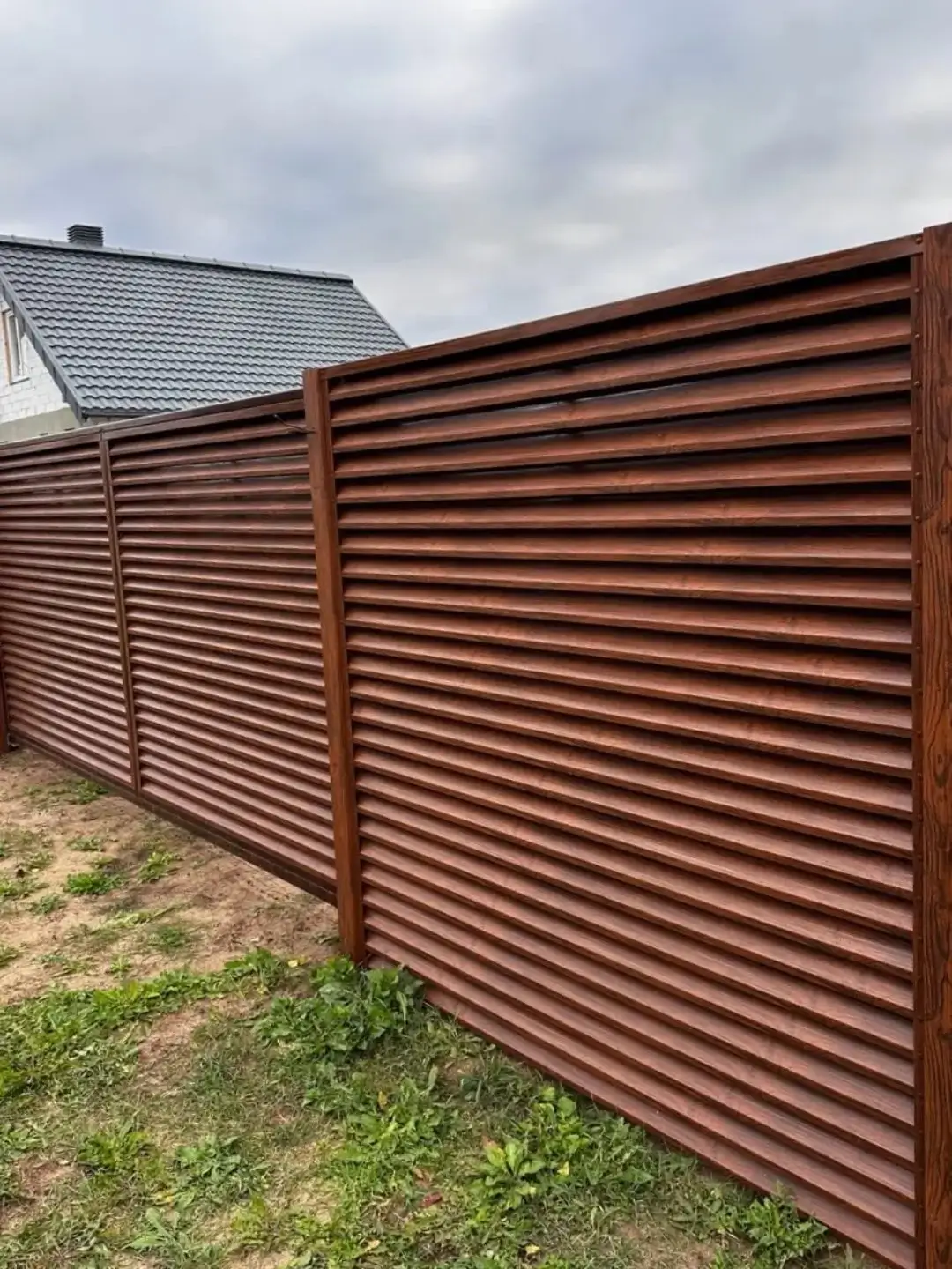 Забор-жалюзи из ламелей ЭКО-Z 58м Темный Дуб 3D Принтек фото 1 в Екатеринбурге